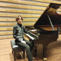 Yumi music school 講師仲村和真