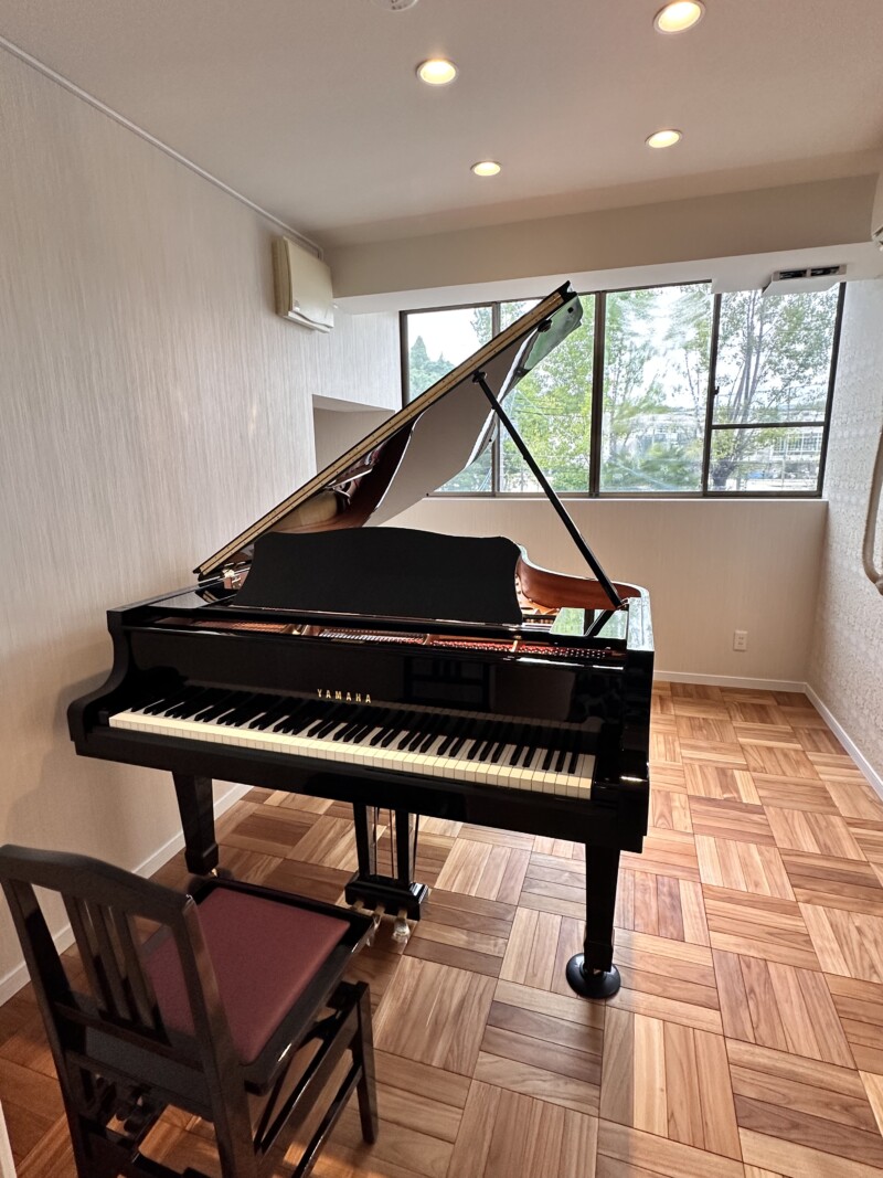 YMS２階ピアノレッスン室