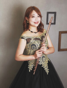 Yumi music school フルート講師　山崎奏律